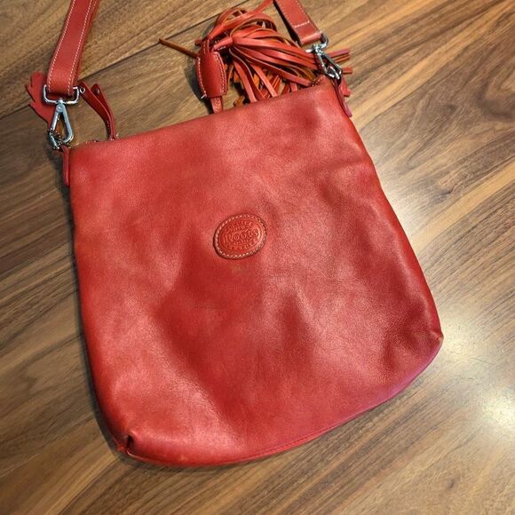 Roots purse, handbag, crossbody, messenger, real leather, red, lined - Picture 4 of 15